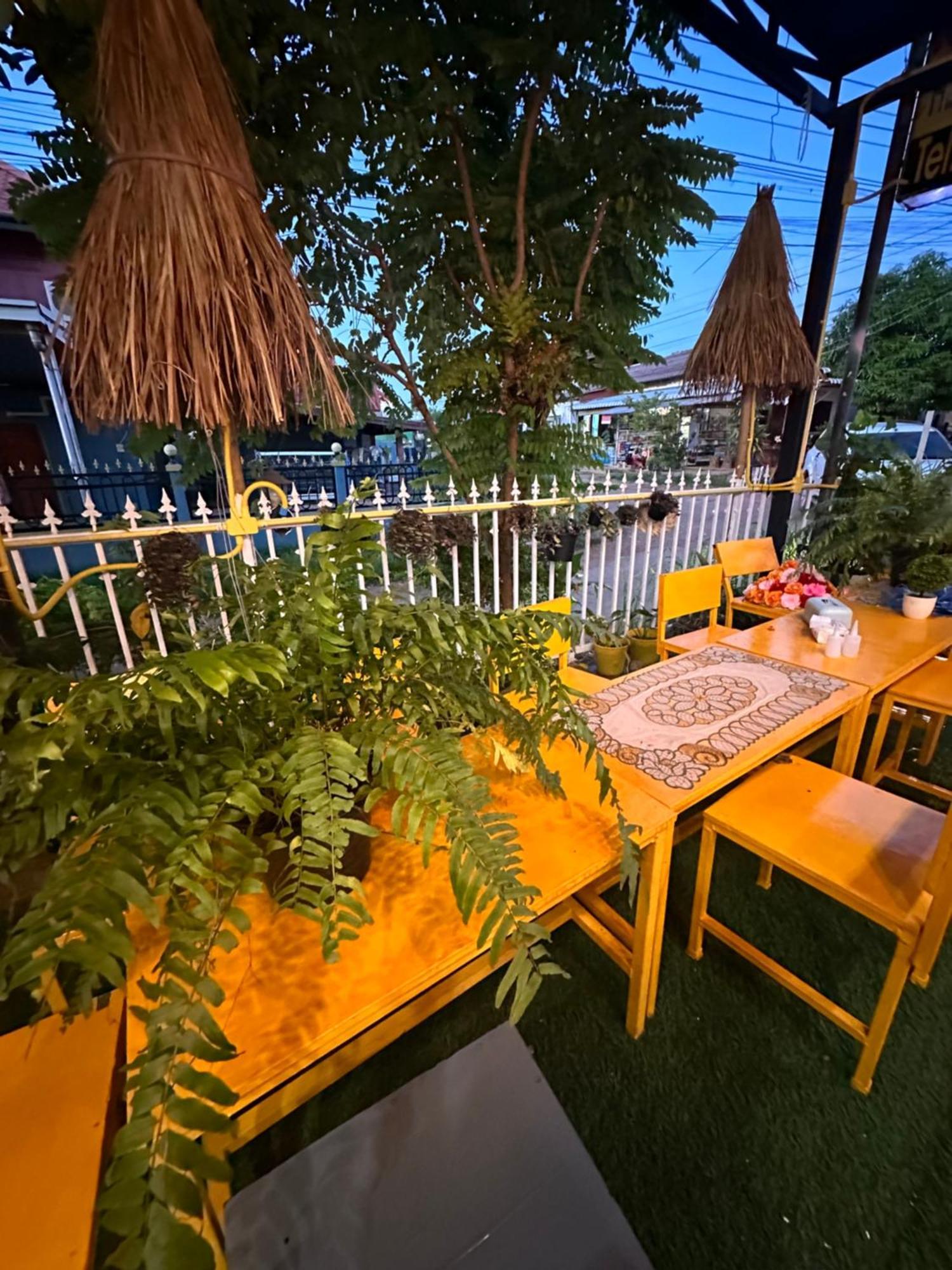 Heaven Guesthouse Pakse Exterior photo